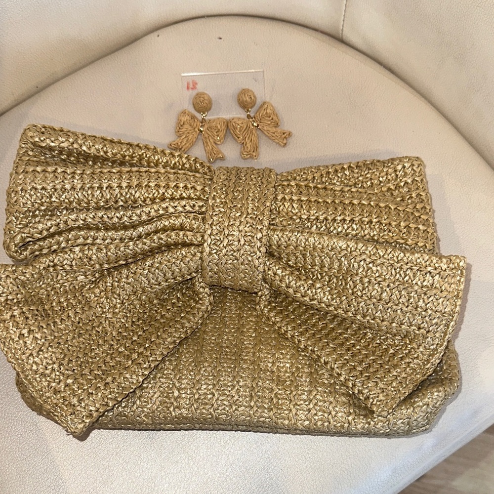 Elegant Gold Woven Clutch